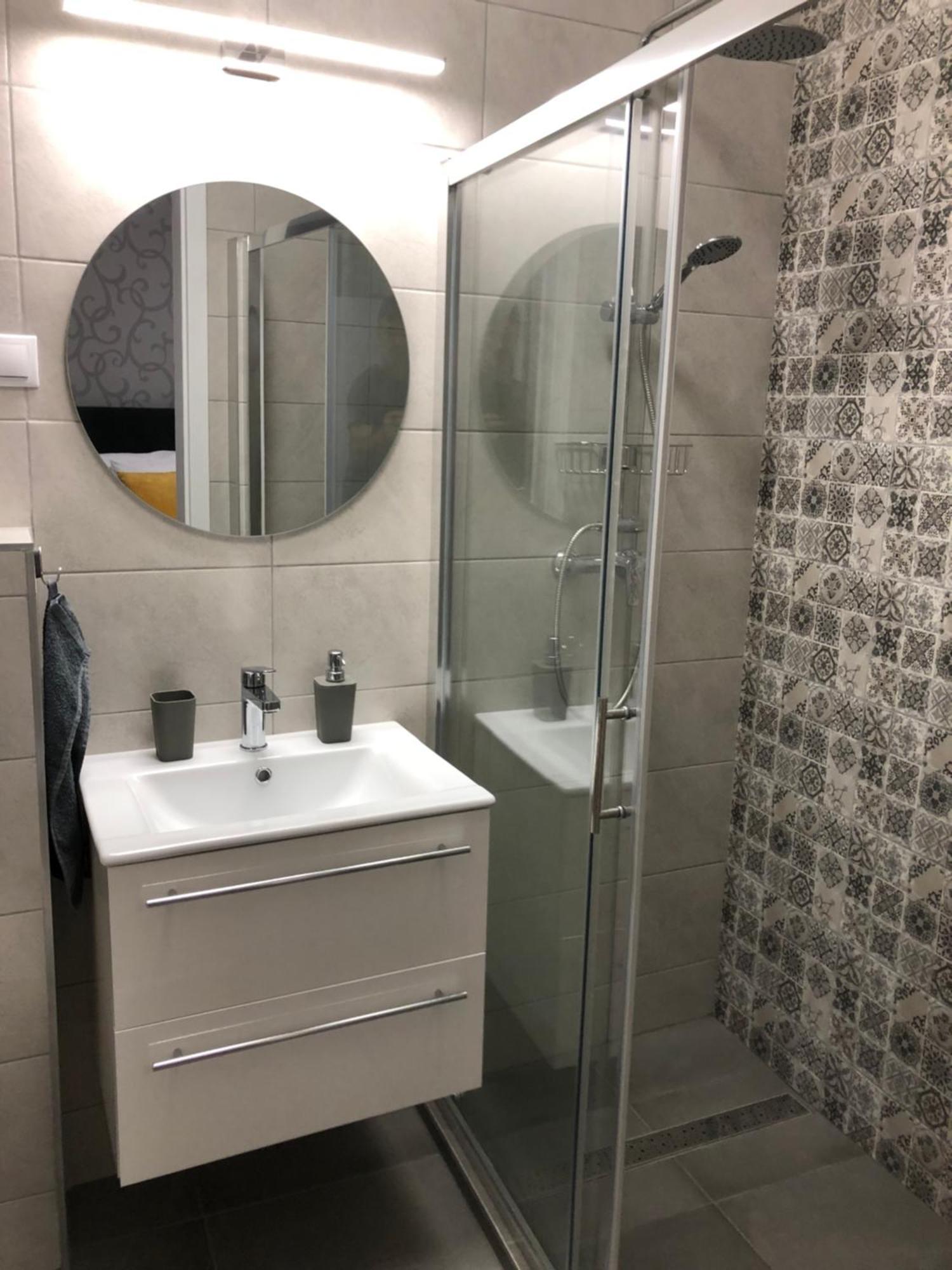 Illa Apartments Eger Bagian luar foto