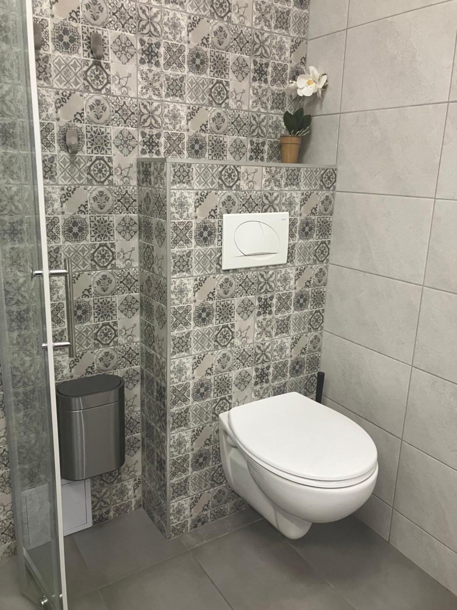 Illa Apartments Eger Bagian luar foto